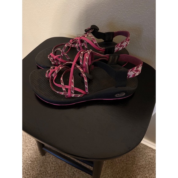 Chaco ZX2 Yampa Pink Black Geometric Double Strap Toe Loop Sandals Womens 8 - Picture 2 of 10